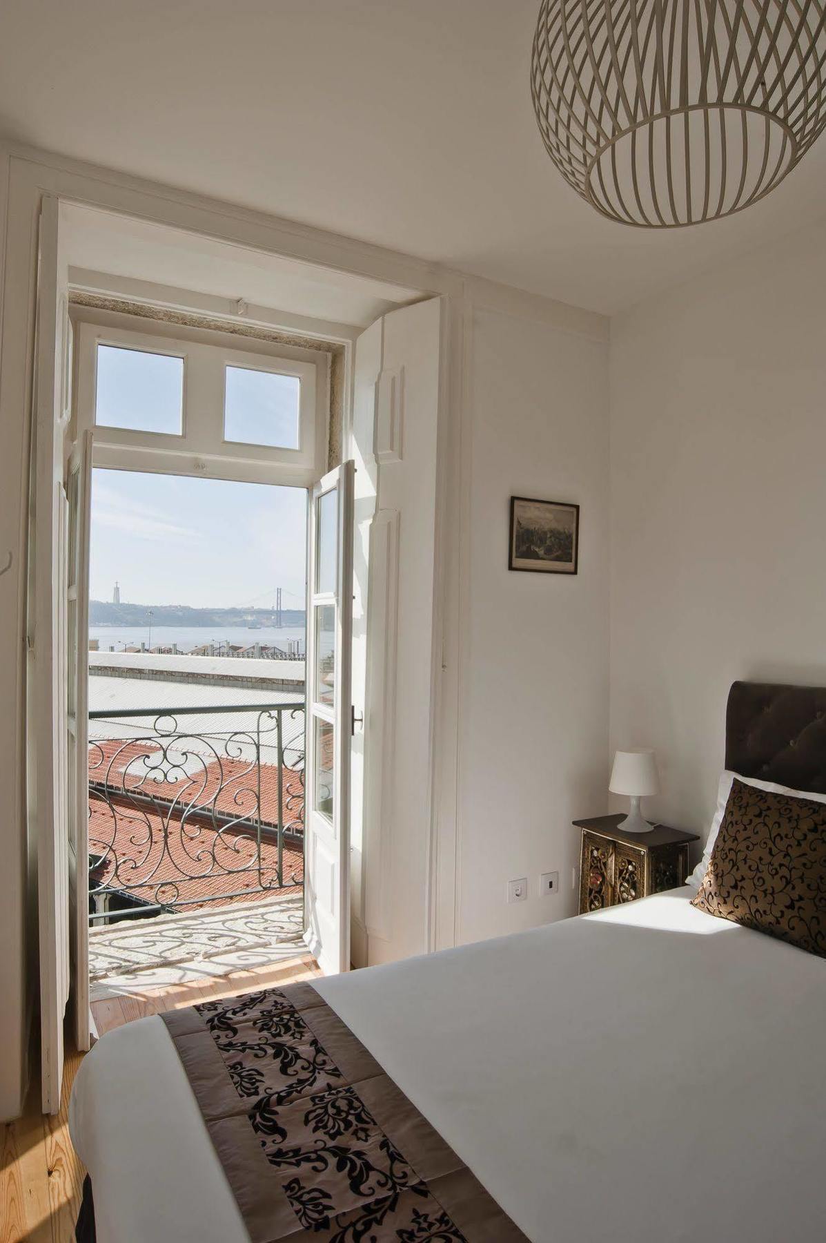 Guest house Ribeira Tejo By Shiadu 4*